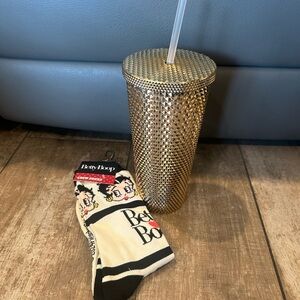 Gold Studded Tumbler with Betty Boop Socks